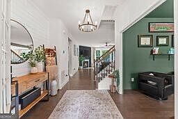 5th image of 41 Saint Ives Cir
