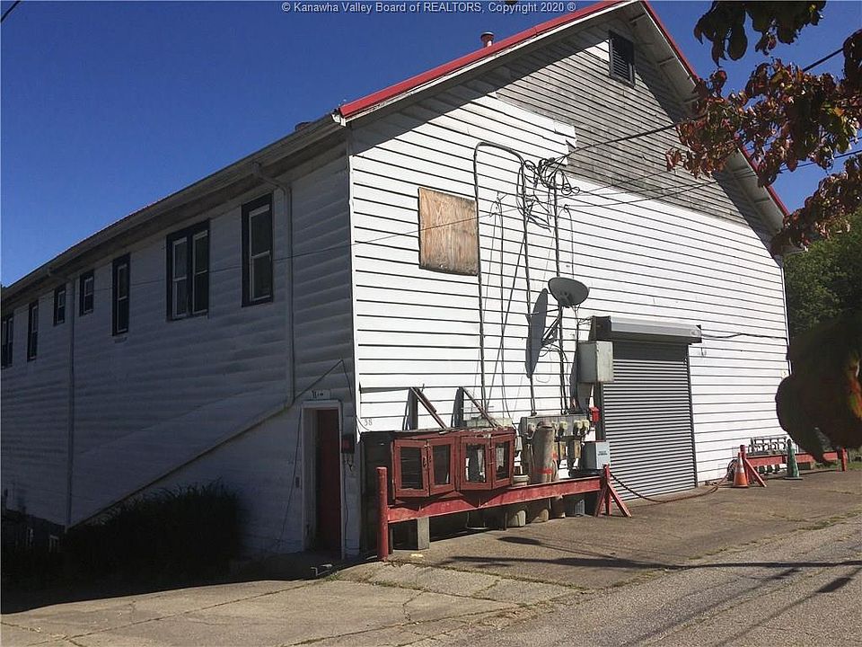 1st image of 38 4th Ave #36