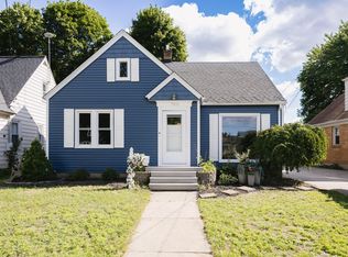 706 Winchell St SE, Grand Rapids, MI