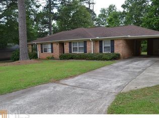 409 Camelot Dr, Lagrange, GA 30241