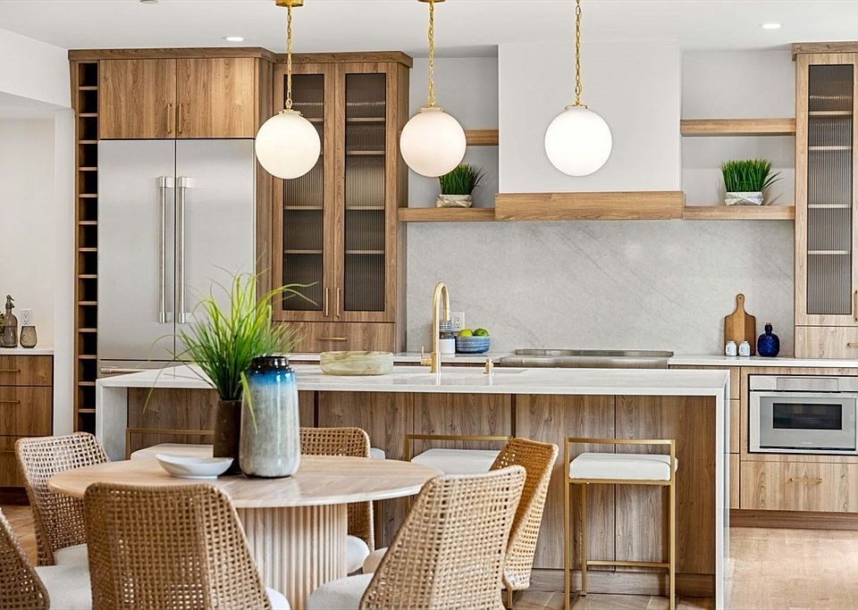 1st image of 24 Wendell St #4