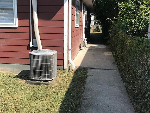 2nd image of 3506 Graceland Ave