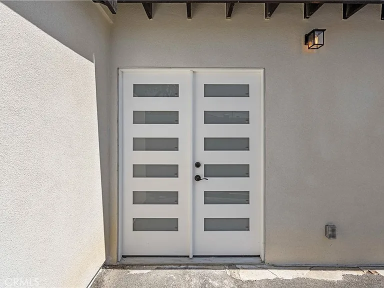 11549 Kagel Canyon St — Photo 10