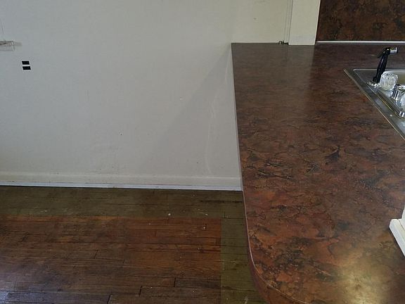 Bar seating 3 to 4 no stools provided.