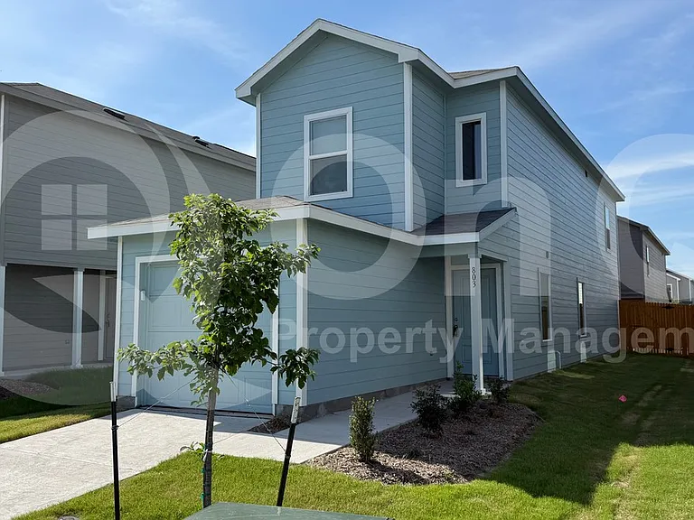 803 Wagtail Dr — Photo 2