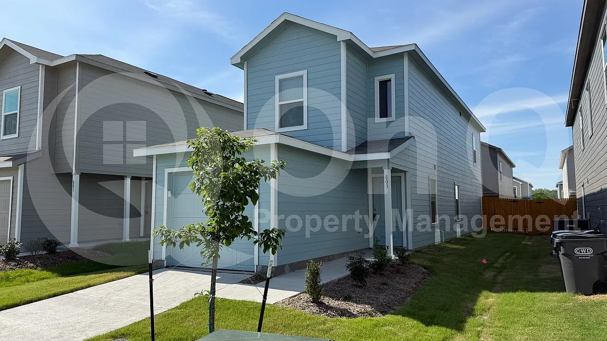 Building Photo - 803 Wagtail Dr