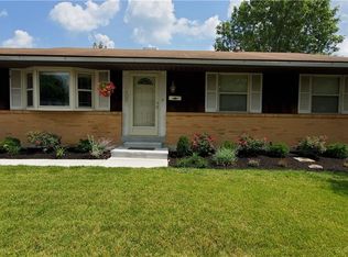 6400 Blossom Park Dr, West Carrollton, OH 45449