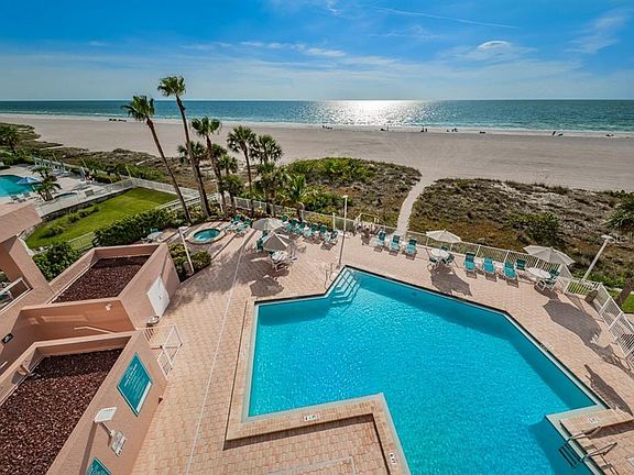 3rd image of 1340 Gulf Blvd APT 4C