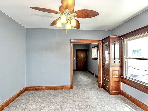 3rd image of 2648 E 122nd St