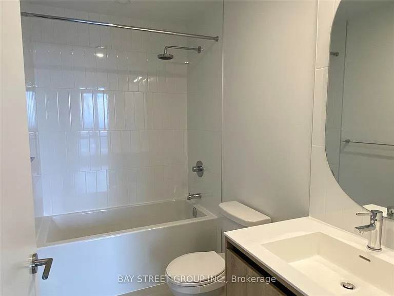 7950 Bathurst St #2002 — Photo 15