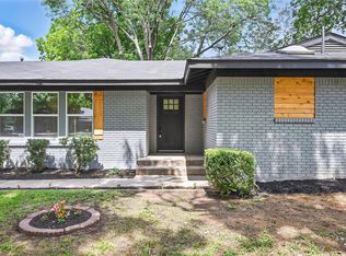 512 Shadowbrook Ln, Hurst, TX 76053