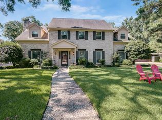 5511 Three Oaks Cir, Houston, TX 77069