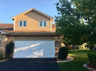 7717 Northfield Ln, Tinley Park, IL