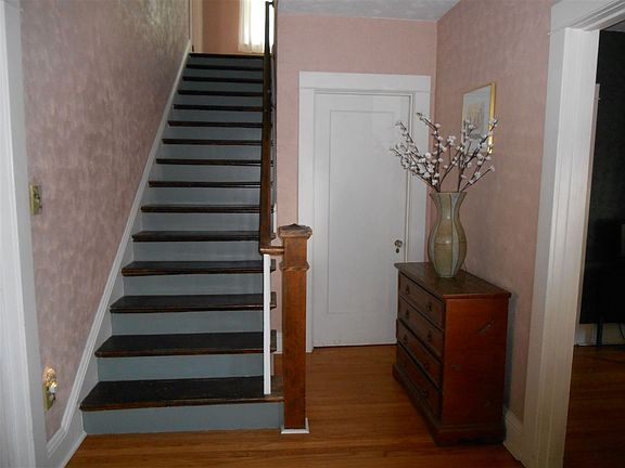 5th image of 14 Jefferson St