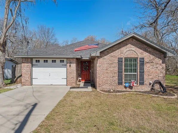 1206 Spring St, Waco, TX 76704