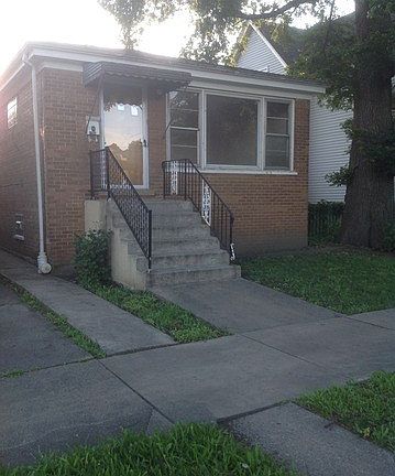2nd image of 1183 S Highland Ave