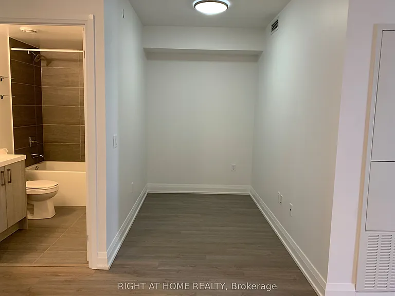 77 Mutual St #1010 — Photo 3