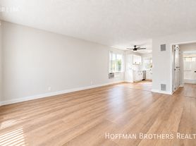 3907 Roxanne Ave, Los Angeles, CA