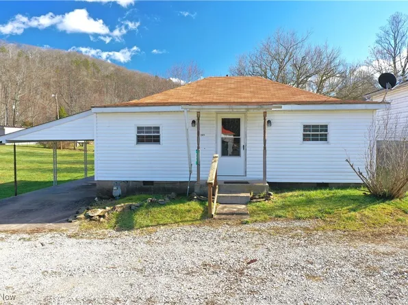 205 Pershing St, Grantsville, WV 26147