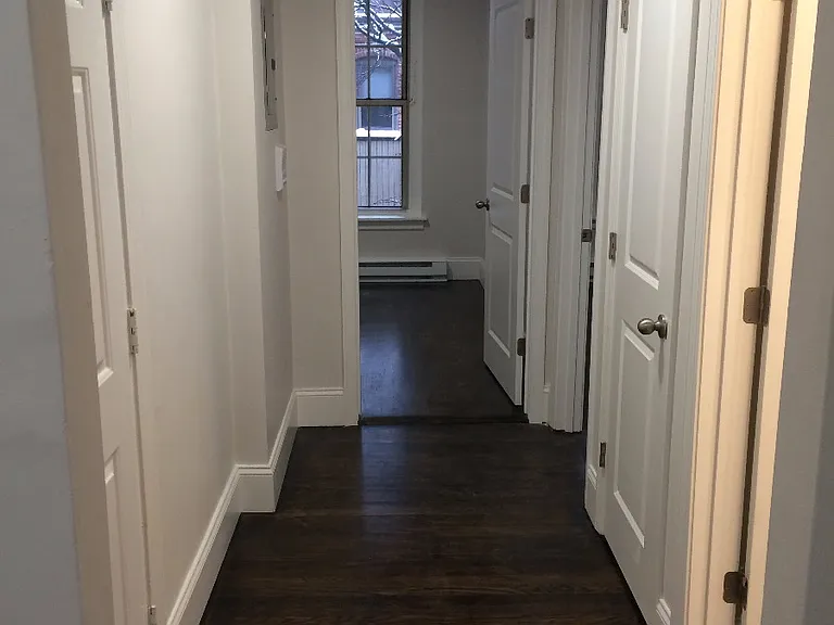 40 Clearway St #6 — Photo 4