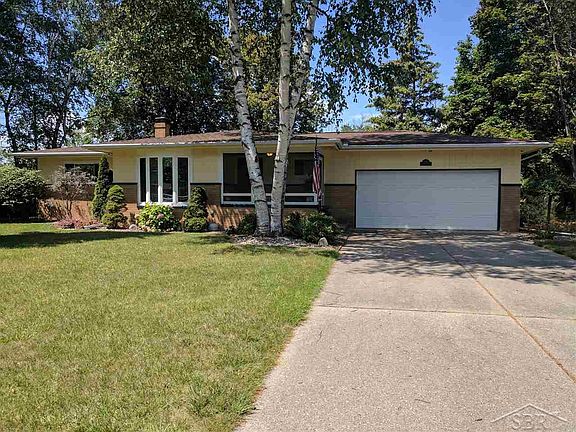 3rd image of 3295 Catalina Dr