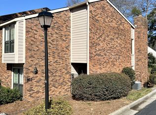 102 Springlake Pl NW, Atlanta, GA 30318