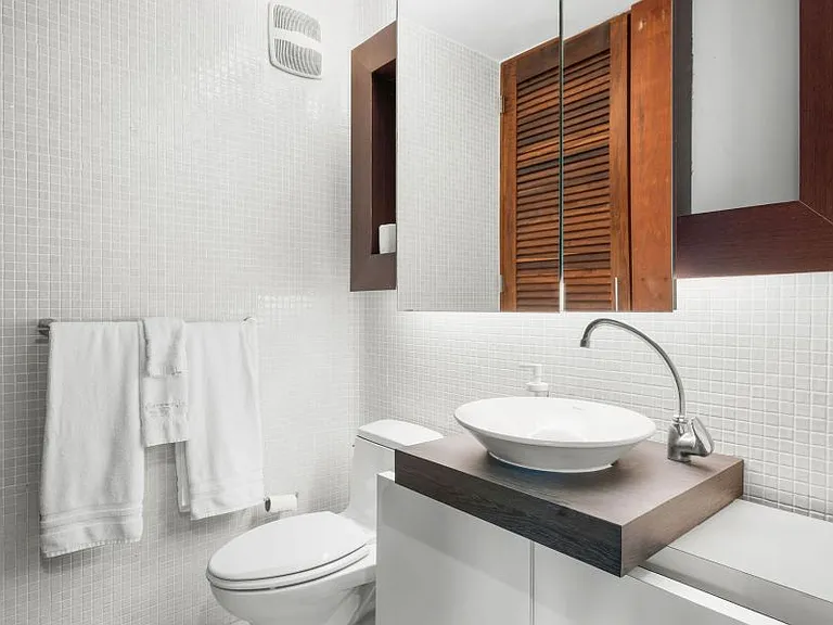 Apt 304 Atlantic Court Apartments 59 C San Miguel — Photo 22