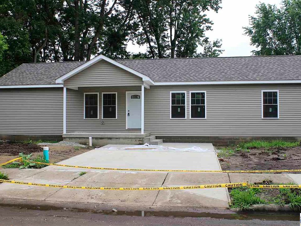 1st image of 2217 5th Ave
