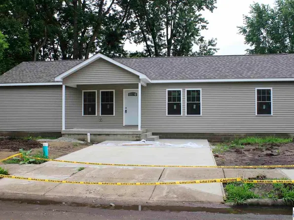 2217 5th Ave, Terre Haute, IN 47807