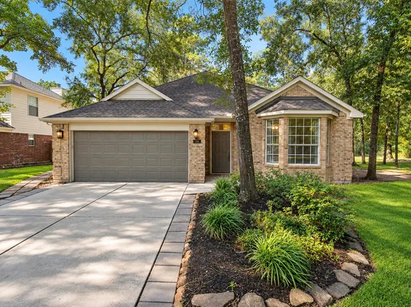 19 Cirrus Ct, Spring, TX 77380