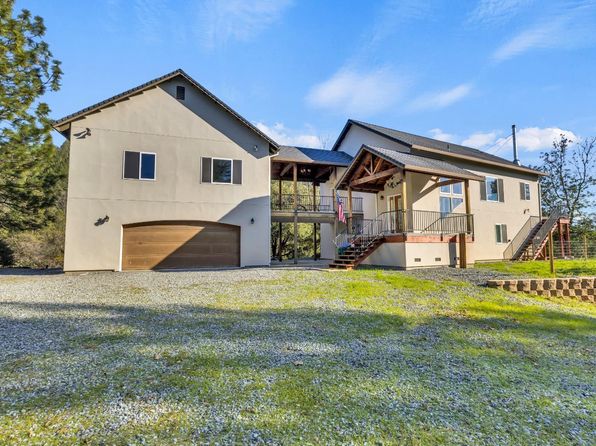 1380 Loka Ln