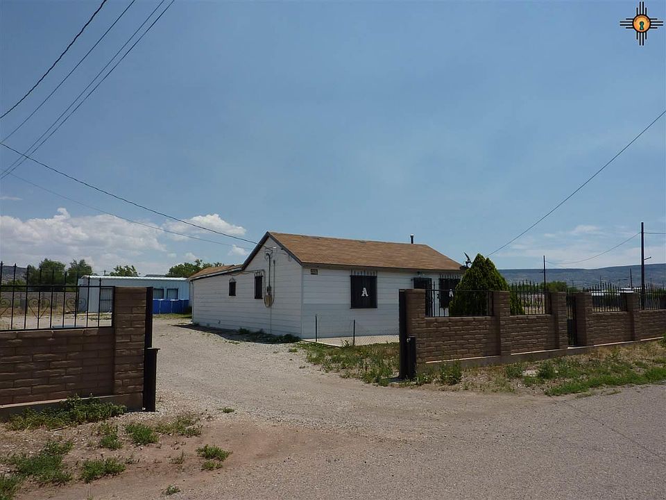 1st image of 512 River Ln