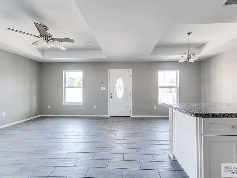 2107 Carlos Ave #A — Photo 7