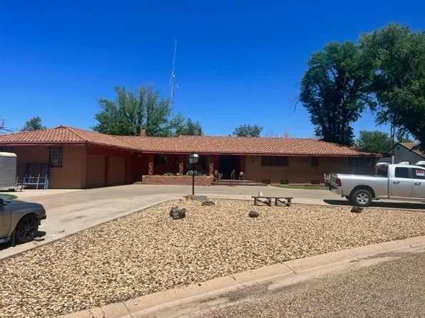 1011 Harrison Cir, Liberal, KS 67901