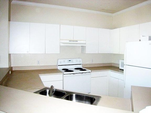 5th image of 3735 Conroy Rd APT 2225