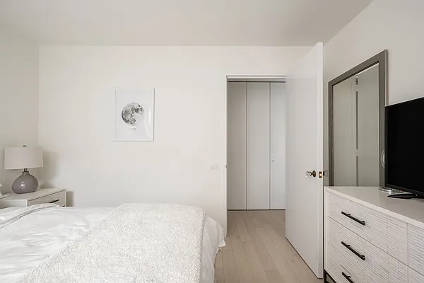 Rented by Compass | media 8