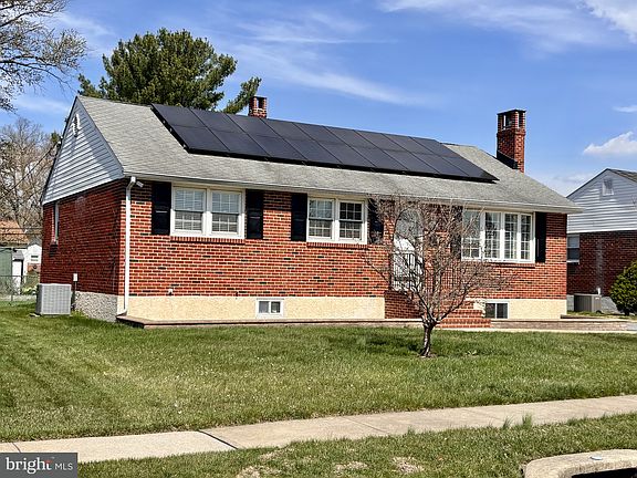 2nd image of 2109 Nicholby Dr