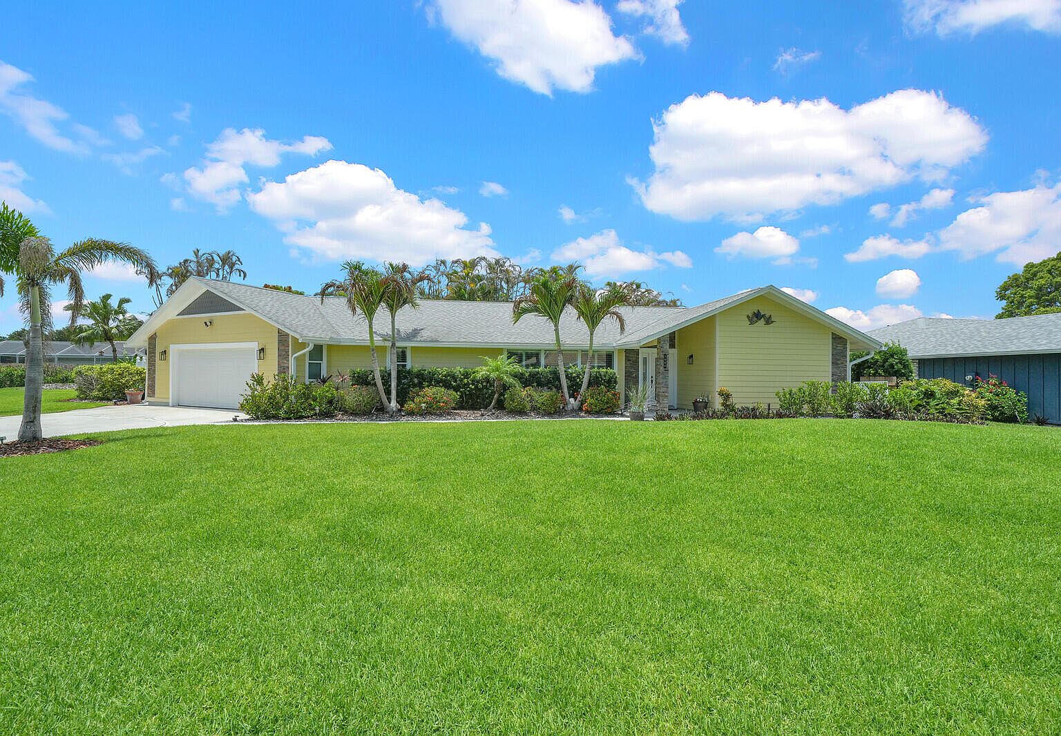 7986 SE Trenton Avenue, Hobe Sound, FL 33455 | Zillow
