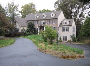 325 Jug Hollow Rd, Phoenixville, PA 19460