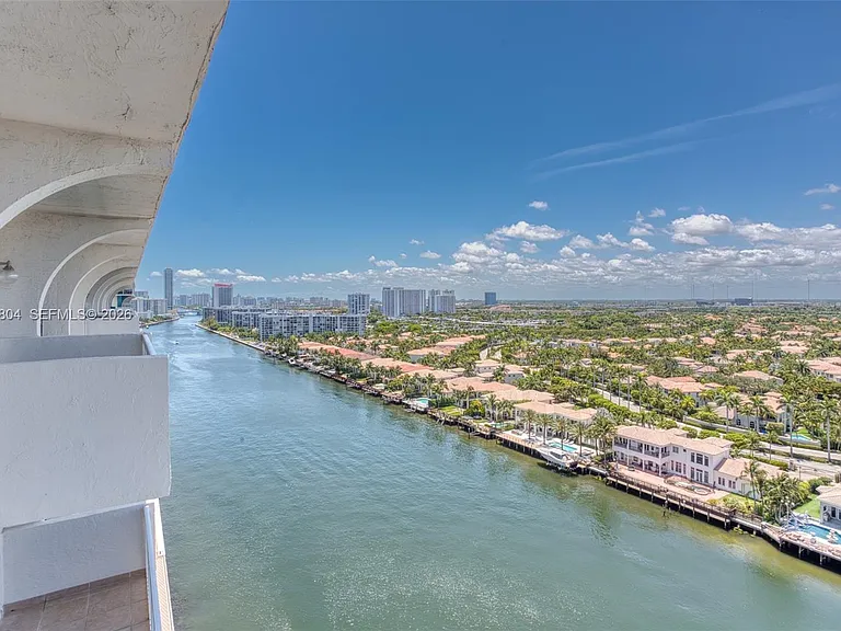 1500 S Ocean Dr #PHE — Photo 22