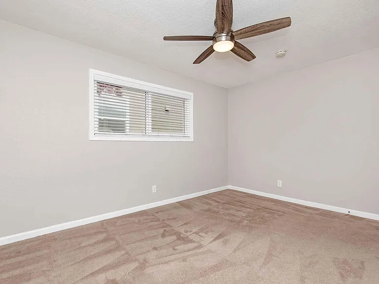 4401 Central Ave — Photo 121
