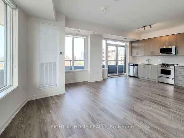 212 King William St #817, Hamilton, ON L8R 1B1