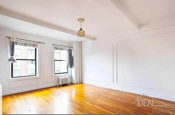 Rented by Akam Sales and Brokerage | media 12