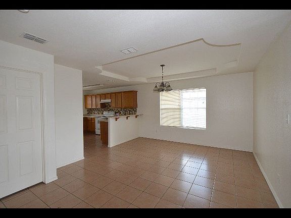 4th image of 2607 Timberwood Ave