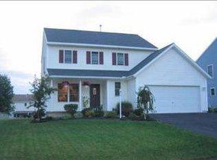 25 Red Oak Dr, Scotia, NY 12302