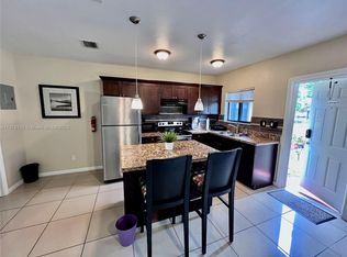 2015 Funston St #SS, Hollywood, FL 33020