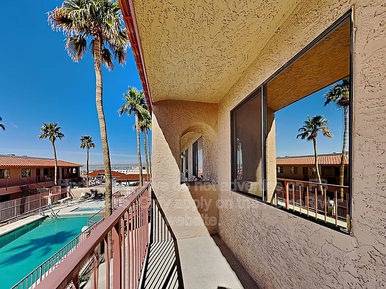 1957 Mesquite Ave #9 — Photo 15