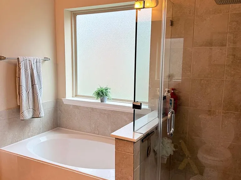 20703 Winghaven Dr — Photo 15