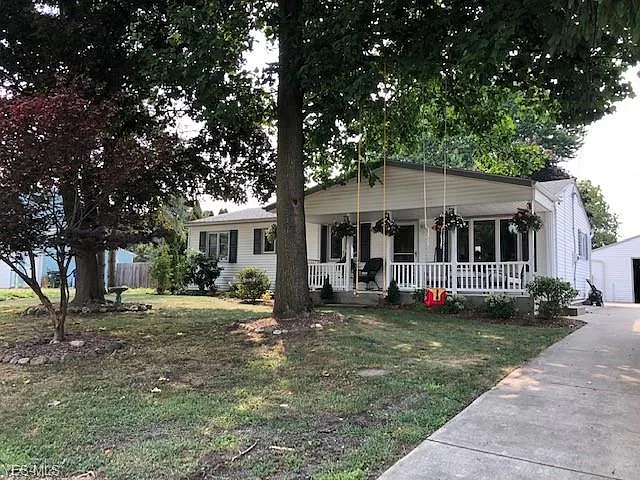 1503 Galaxy Dr photo 1