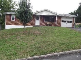 2262 Grant Dr, Arnold, MO 63010